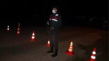 BALIKESİR'DE BİR MAHALLE KARANTİNAYA ALINDI