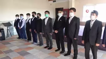 Erdemli'de 10 öğrenci hafız olmanın mutluluğunu yaşadı
