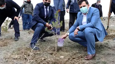 Çat'ta Yavi Şehitleri için 33 fidan dikildi