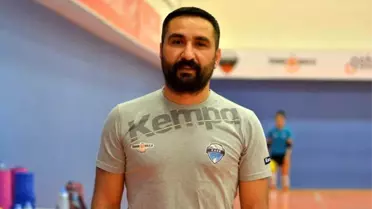 OSB Teknik Koleji Antrenörü Harun Şahin: 'Emeklerinin karşılığı maddiyatla ölçülmez'