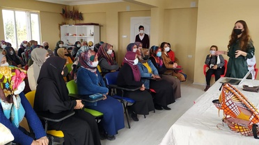 Samsatlı kadınlara sağlıklı beslenme eğitimi verildi