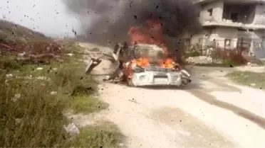 Suriye'de sivil araca füzeli saldırı: 7 ölü, 3 yaralı
