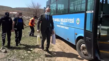 Bahşılı'da bin aileye yağ ve un dağıtıldı