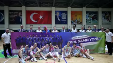 Son Dakika | Bursa Büyükşehir Belediyespor, Kadınlar Basketbol Süper Ligi'ne yükseldi