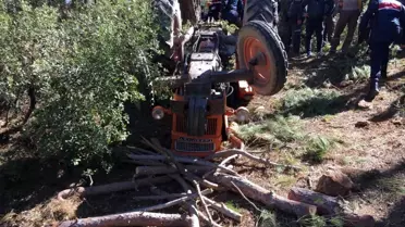 Traktör altında kalarak yaşamını yitirdi