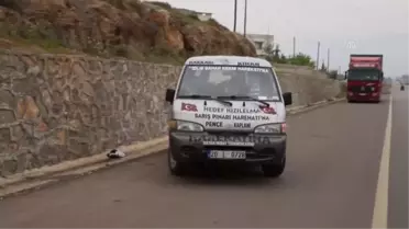 Son dakika haberi... 'Elmacı Dede'den Suriye sınırındaki askerlere destek