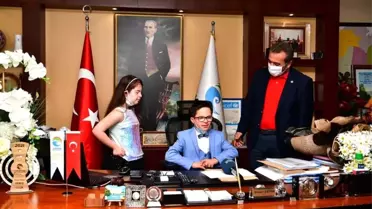 Çetin koltuğunu madalyalı başkanlara bıraktı