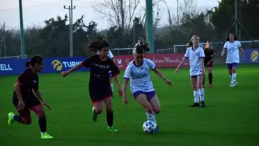 Kadınlar Futbol Ligi D Grubu: Karadeniz Ereğli Belediyespor: 0 Kayseri Gençlerbirliği: 1