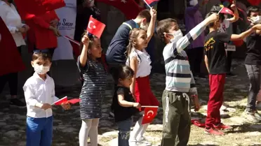 Mersin Büyükşehir Belediyesi kreşinde 23 Nisan coşkusu