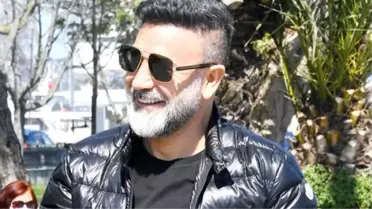 İzzet Yıldızhan 'Dünyadan Uzak' şarkısını söyledi, dinleyiciler ikiye bölündü: Rock şarkıyı türküye çevirdin!