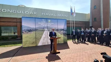 Bakan Karaismailoğlu, Zonguldak Havalimanı'nda 2 bin 131 metreye uzatılan pistin açılışını yaptı