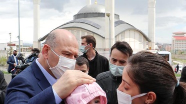 BAKAN SOYLU: 691 BİN 890 KİŞİYE ÇALIŞMA, 178 BİN 283 KİŞİYE SEYAHAT İZİN BELGESİ VERİLDİ