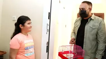 Muhabbet kuşu kaçan küçük Melisa'ya belediye başkanından sürpriz