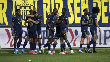 Süper Lig: MKE Ankaragücü: 1 - Fenerbahçe: 2 (Maç sonucu)
