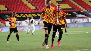 Atınç Nukan, 3 yıl daha Göztepe'de
