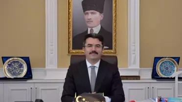 Erzurum Valisi Okay Memiş 'Vakıflar Haftası'nı kutladı