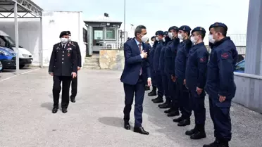 Vali, polis ve jandarmanın bayramını kutladı