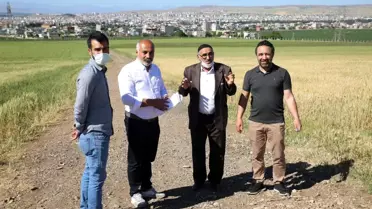 Danimarka'da yaşayan hayırsever, bayram boyunca 400 ailenin yardımına koştu
