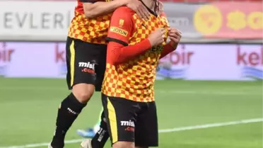 Göztepe Alpaslan'a veda etti