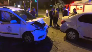 Kahramanmaraş'ta iki otomobil çarpıştı: 4 yaralı