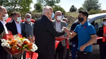 Şampiyon Acar'a memleketinde görkemli karşılama