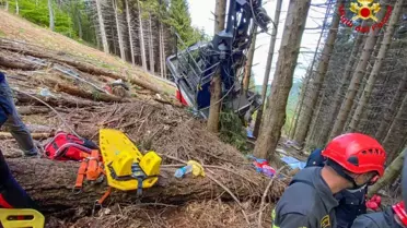 İtalya'daki teleferik kazasında yaralı kurtulan 9 yaşındaki çocuk hayatını kaybetti