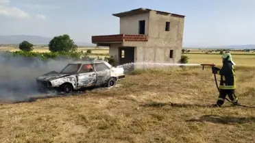 Son dakika haberleri... İtfaiye personelinin otomobili yandı, yardımına arkadaşları yetişti