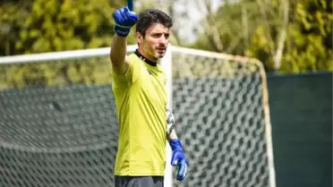 Cenk Gönen Denizlispor'dan ayrıldı
