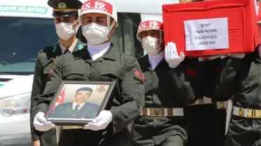 Hatay şehidi, Kürtçe ağıtlarla toprağa verildi