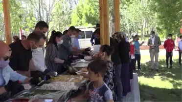 'Dünya Kahvaltı Günü' etkinliğinde 400 kişi bir araya geldi