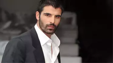 Hakkında 'Köyde yaşıyor' iddiaları öne sürülen Mehmet Akif Alakurt, sosyal medyadan tehdit savurdu