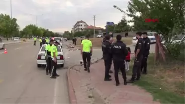 Alkollü sürücünün çarptığı bisikletteki 1'i müezzin 2 kişi ağır yaralandı