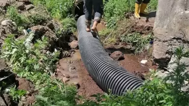 Gölbaşı beldesinde tarımsal sulama kanalları temizleniyor