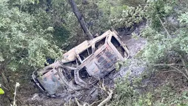 Kocaeli'de arazi aracı şarampole devrildi: 3 yaralı