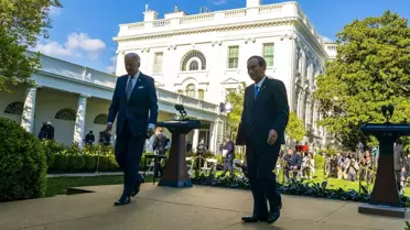 Japonya Başbakanı Suga ve ABD Başkanı Biden G7 Zirvesi'nde görüştü