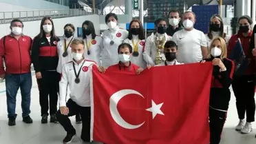 Dünya şampiyonu milli sporcular, 17 madalyayla yurda döndü