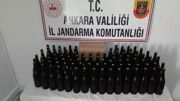 Aracında 108 şişe kaçak içki ele geçirilen şüpheli gözaltına alındı