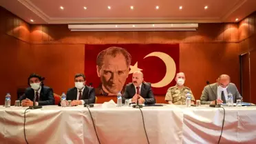Vali Varol, Taşlıçay'da muhtarlarla bir araya geldi
