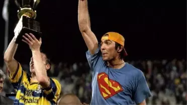 43 yaşında Parma'ya imza atan Buffon, 'Superman' videosuyla tanıtıldı