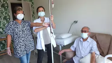 Doktor ozonu önce kendisine sonra hastalara uygulamaya başladı