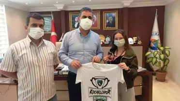 Kandıra Belediye Başkanı Adnan Turan başarılı sporcuyu ağırladı