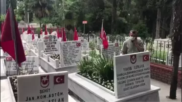 SAMSUN'DA ŞEHİTLİKTEKİ TÜRK BAYRAĞI VE DİREĞİ ÇALAN HIRSIZLAR, YAKALANDI