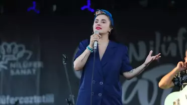 Nilüfer Caz Tatili Festivali'nde Ceylan Ertem konserinde Haluk Levent sürprizi