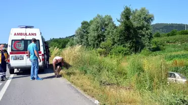 Kontrolden çıkan otomobil tarlaya uçtu