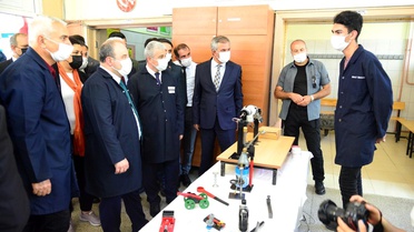 Bakan Varank, Kırşehir'de sanayici ve iş insanları ile bir araya geldi