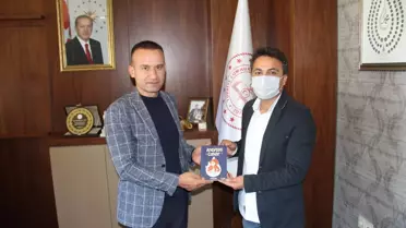 Gazeteci Erat Kocaoğlan'dan Milli Eğitim Müdürü Tekin'e ziyaret