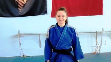 Yunusemreli Emine Mihrace Çelen judoda Türkiye ikincisi oldu
