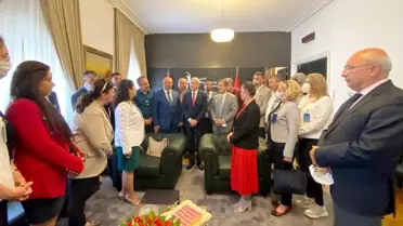 Başkan Ataç muhtarlar ve esnafla birlikte Kılıçdaroğlu'nu ziyaret etti