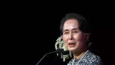 Son dakika haber... Myanmar'ın devrik lideri Suu Kyi gözaltında korona aşısı oldu