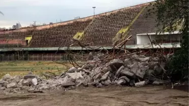 SPOR Tarihi Cebeci İnönü Stadı'nın yıkımına başlandı